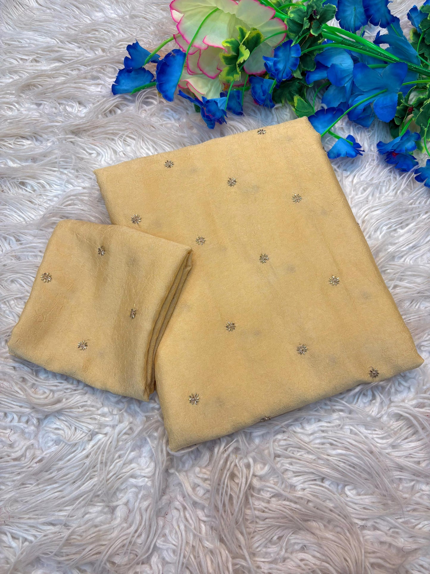 Rangoli Crush Fabric Saree